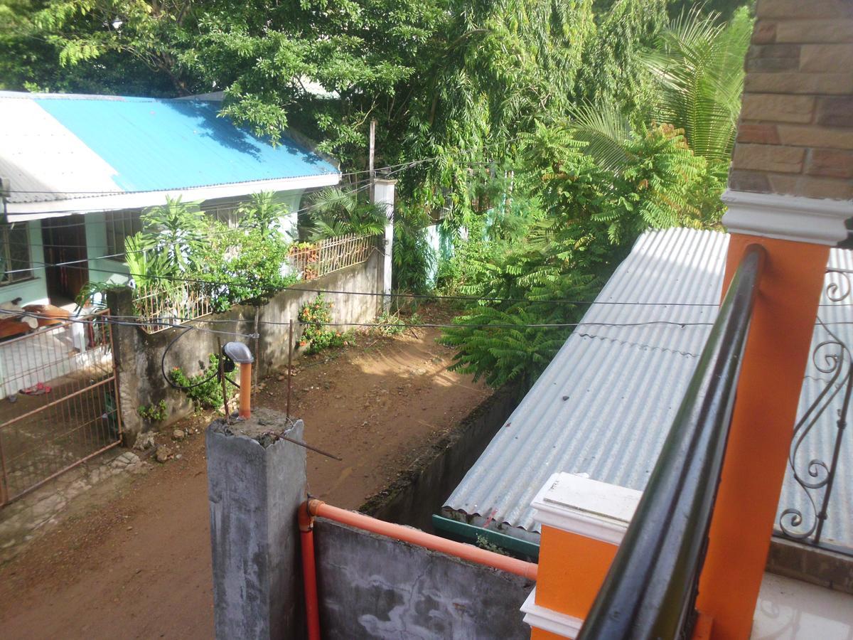 Lan Bless Pension House Coron Exterior photo